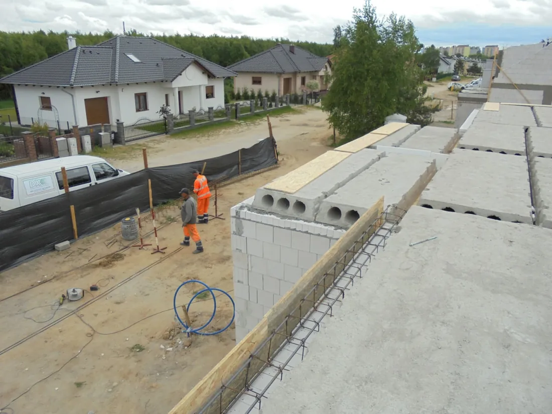 Floor slabs and ring beam on a pair of semi-detached houses